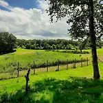 B10 Yemanisi In Der Dordogne By Interhome Hébergement de vacances Champs-Romain