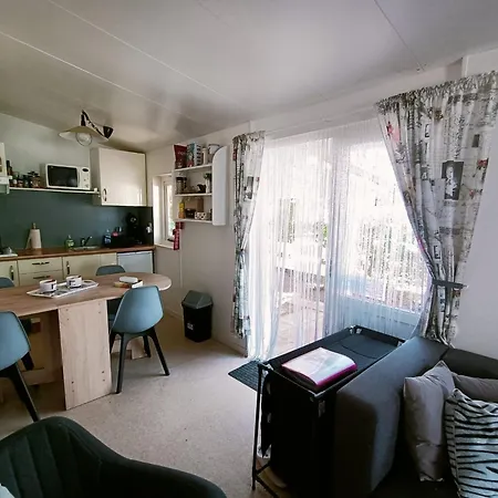 B10 Yemanisi In Der Dordogne By Interhome * Champs-Romain